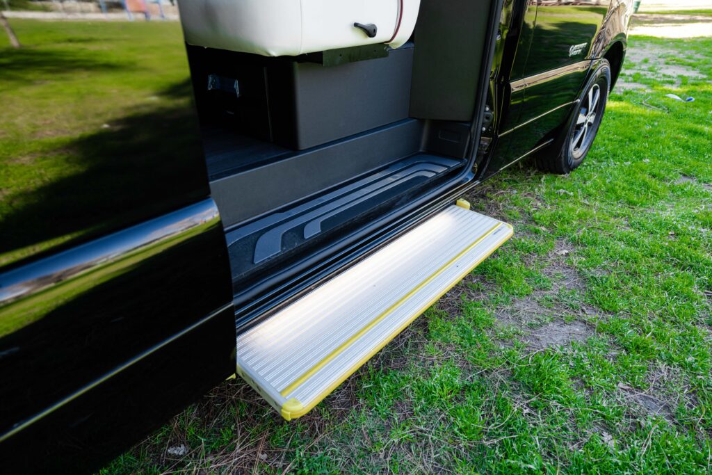 B60 photo 7