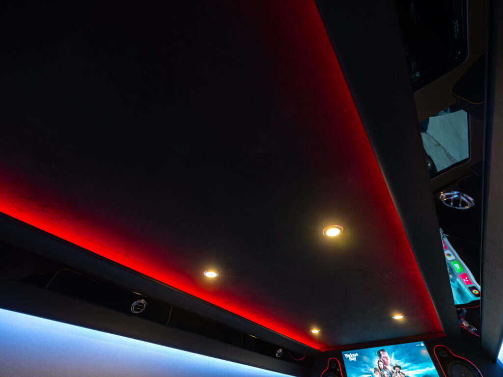 B64 photo 23