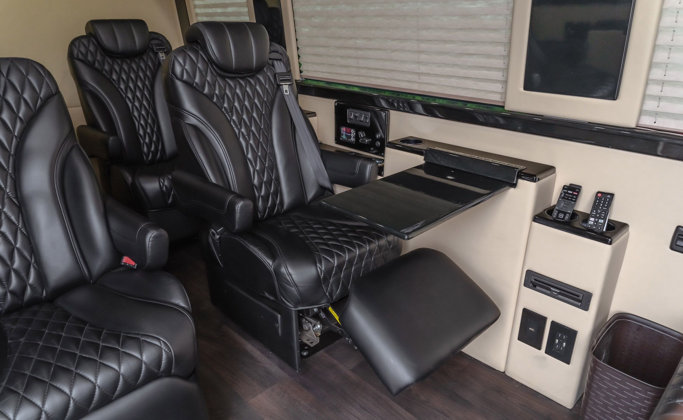 TI1 Luxury Trade In Sprinter Coach